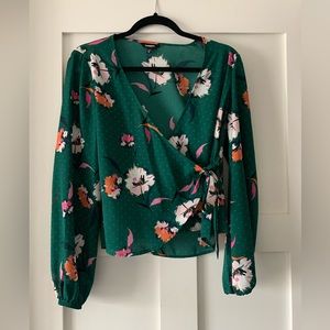xs Express wrap top